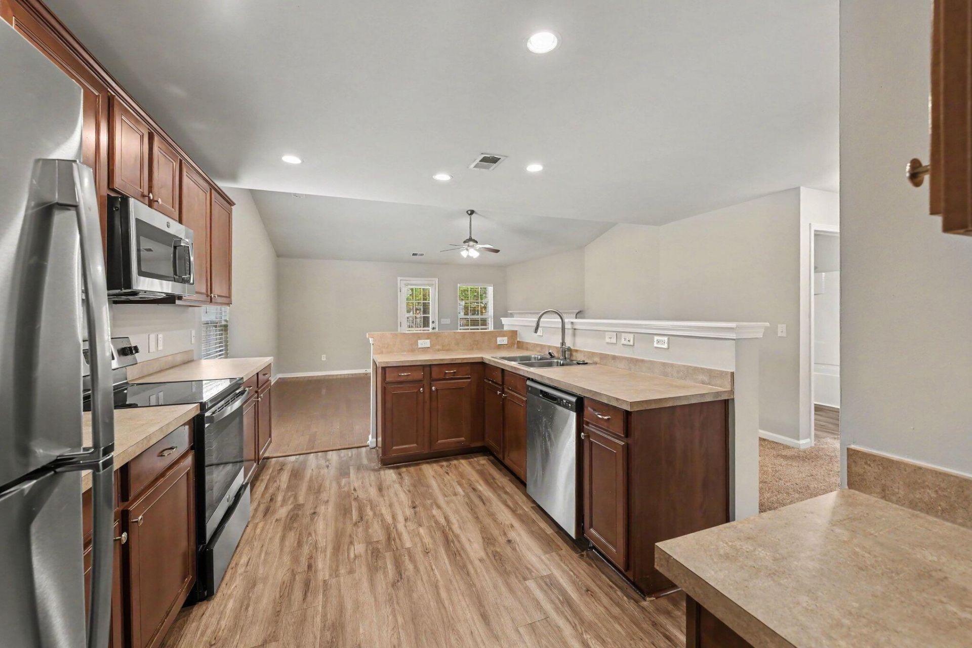 134 Mcgrady Drive Photo 10