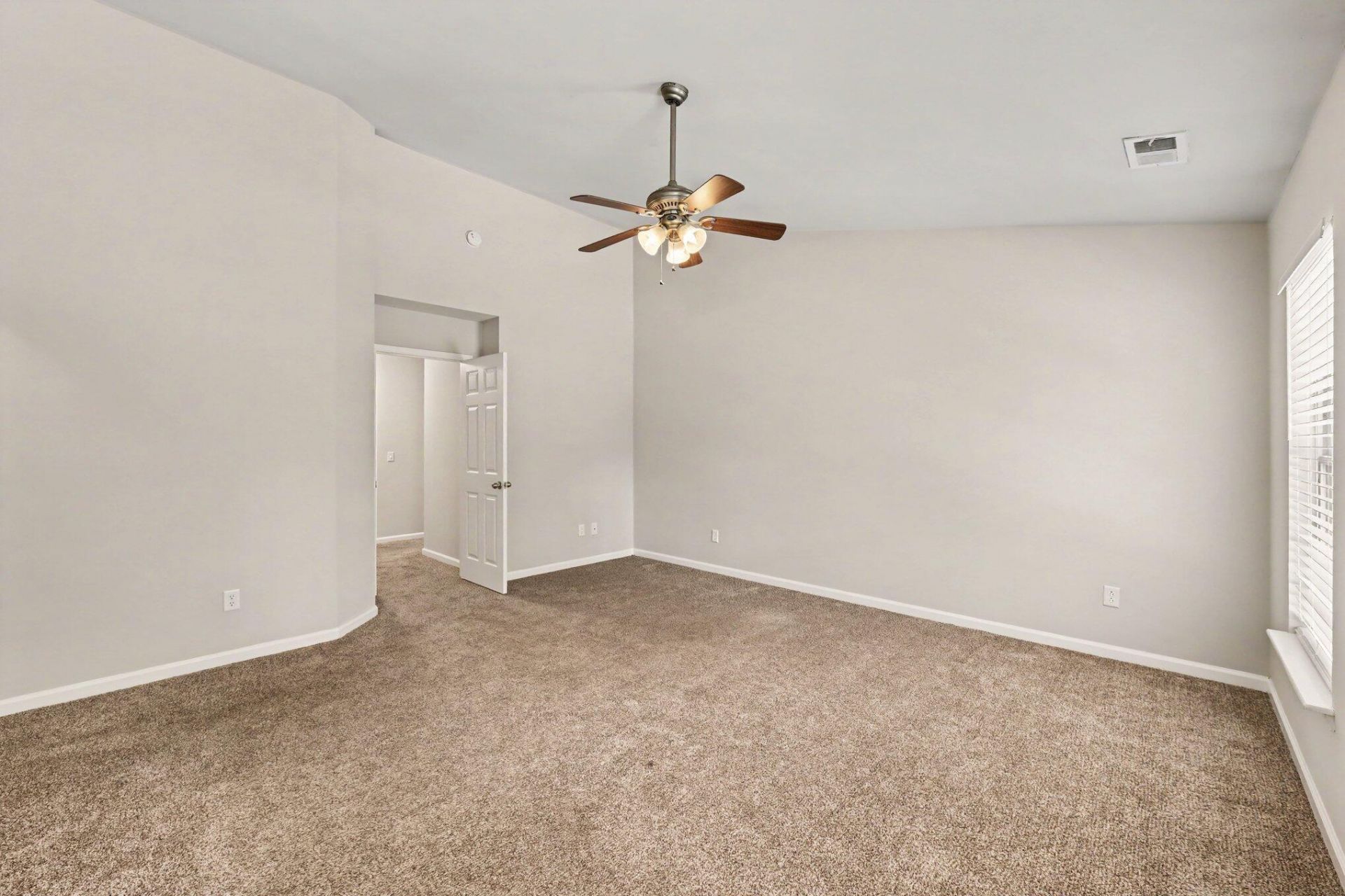 134 Mcgrady Drive Photo 13