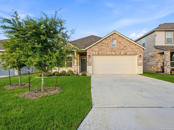 953 Willowbrook, New Braunfels, TX 78130