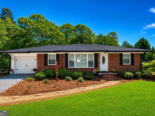 230 N McDonough Road, Griffin, GA 30223