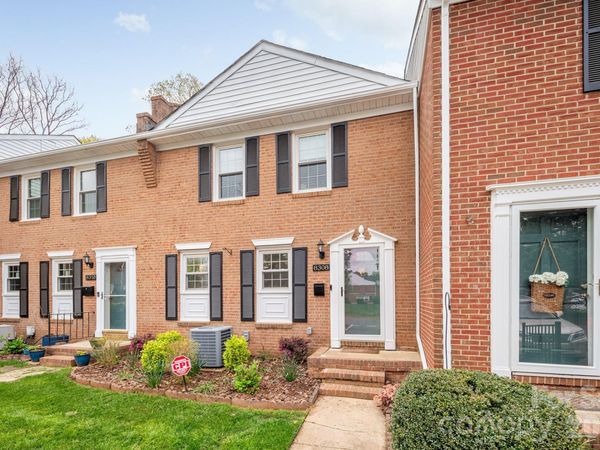 8308 Knights Bridge Road , Charlotte, NC 28210