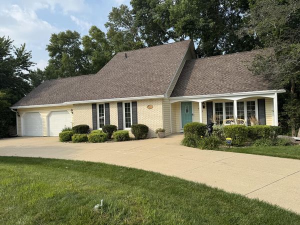 2329 Minnetonka Drive, Cedar Falls, IA 50613