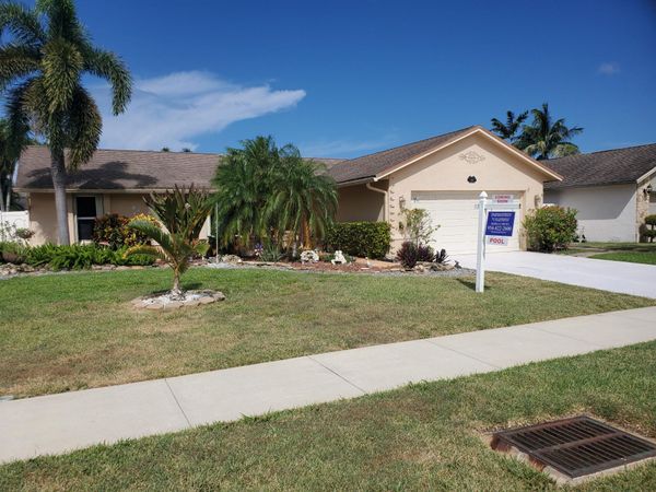 720 NW 42nd Way, Deerfield Beach, FL 33442