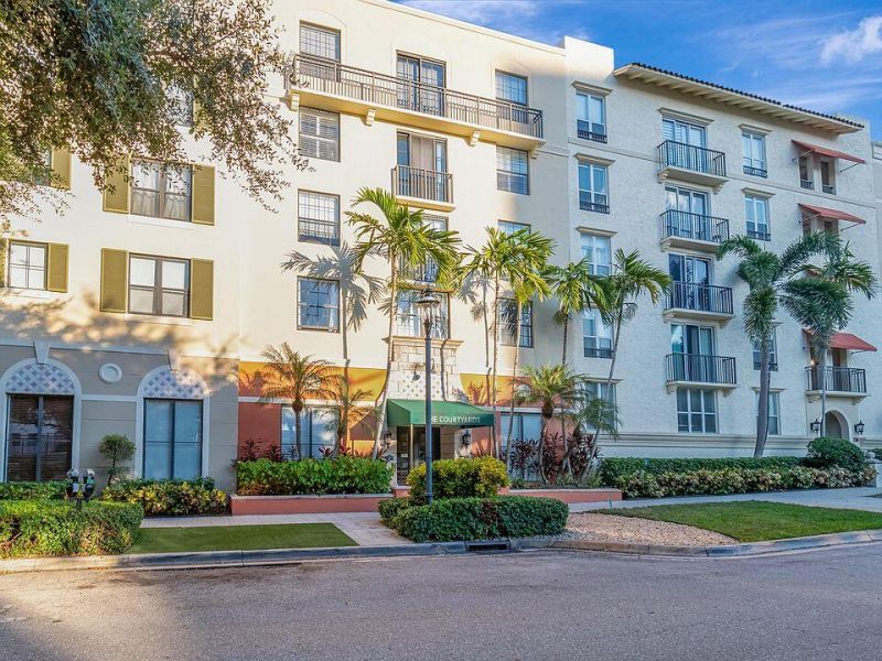 780 S Sapodilla Avenue, Unit 206, West Palm Beach, FL 33401 Photo