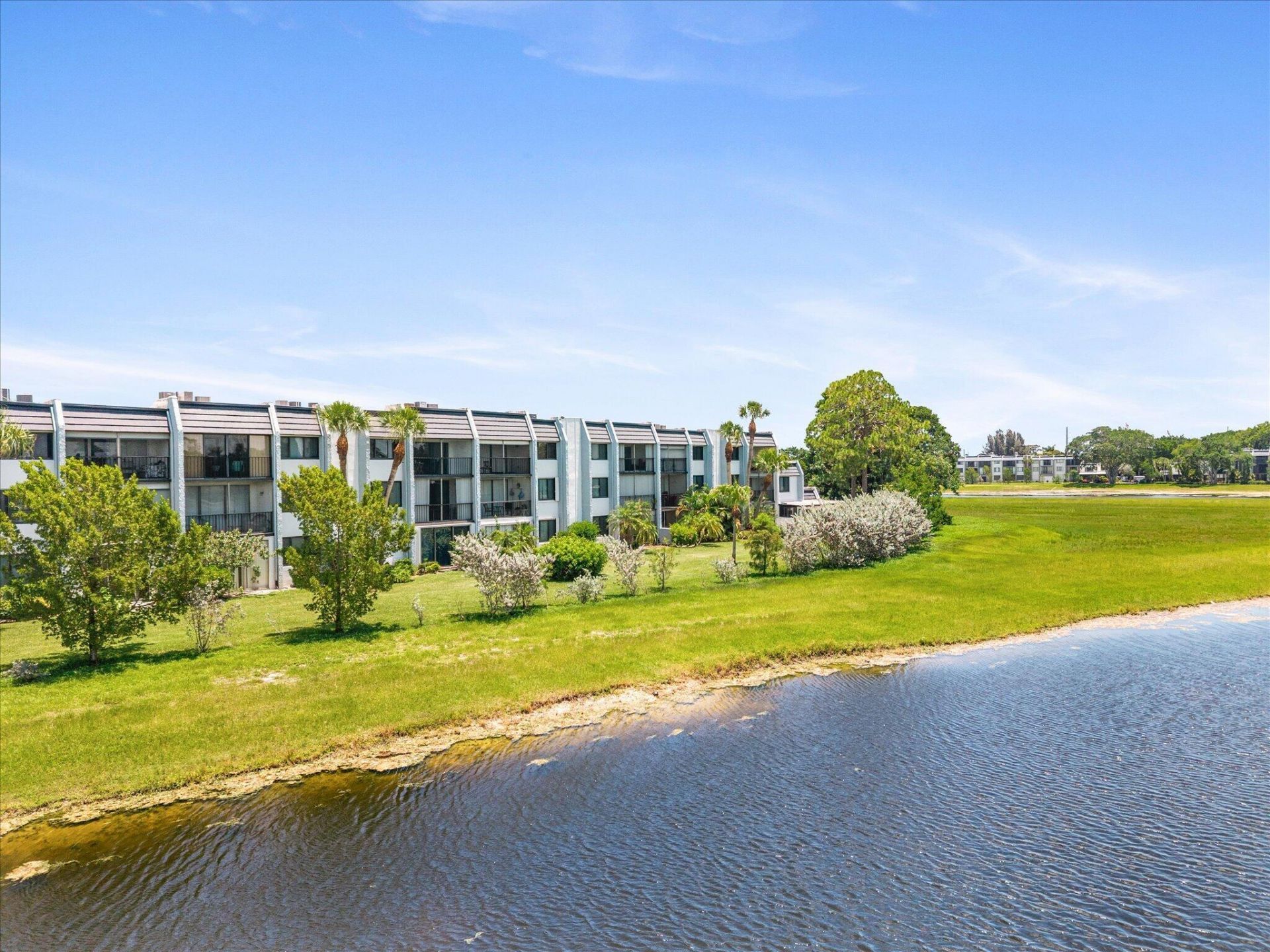 4266 Deste Court, Unit 302, Lake Worth, FL 33467 Photo