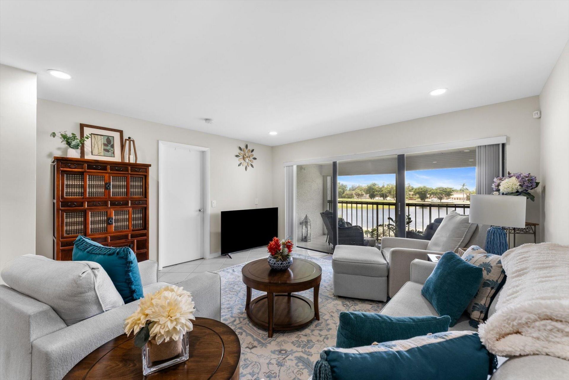 4266 Deste Court, Unit 302, Lake Worth, FL 33467 Photo