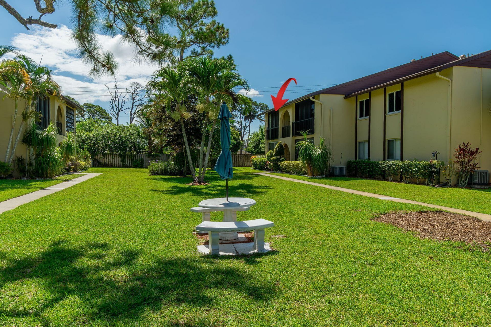 318 Pine Ridge Circle, Unit C-2, Greenacres, FL 33463 Photo