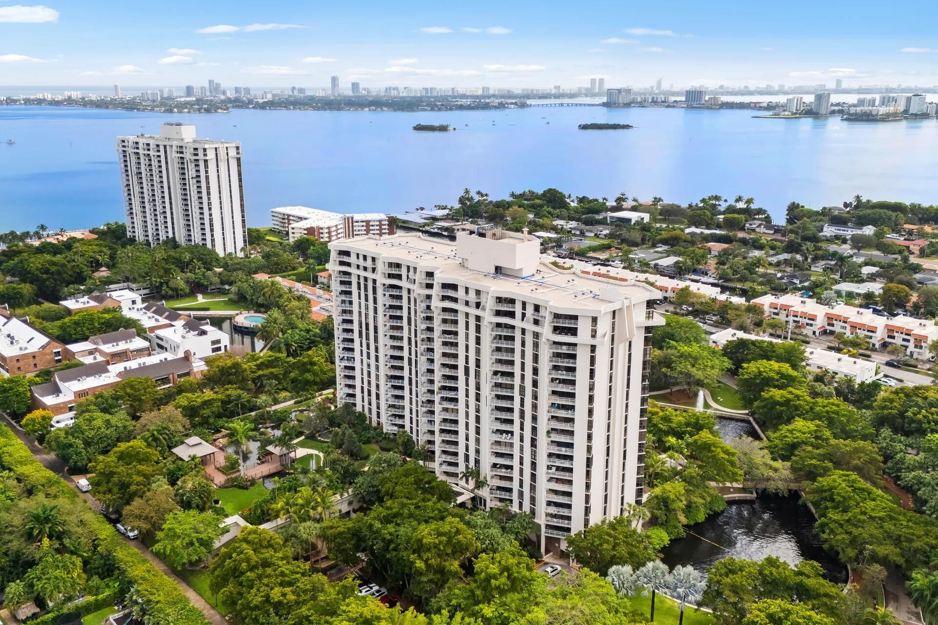 1000 Quayside Terrace, Unit 408, Miami, FL 33138 Photo