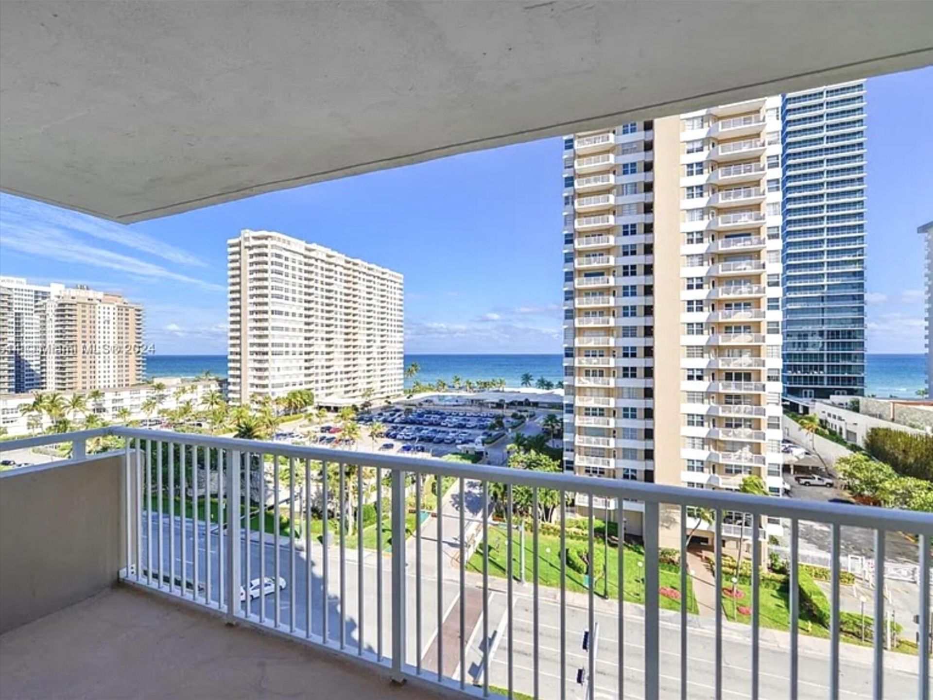 1985 S Ocean Drive, Unit 8p, Hallandale Beach, FL 33009 Photo