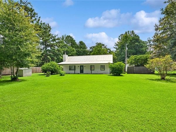 81020 FATHER FRANCIS Drive, Bush, LA 70431