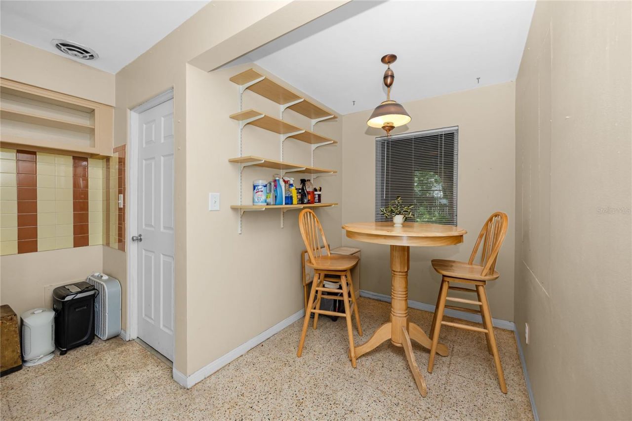 8161 22nd Avenue N, Saint Petersburg, FL 33710 Photo