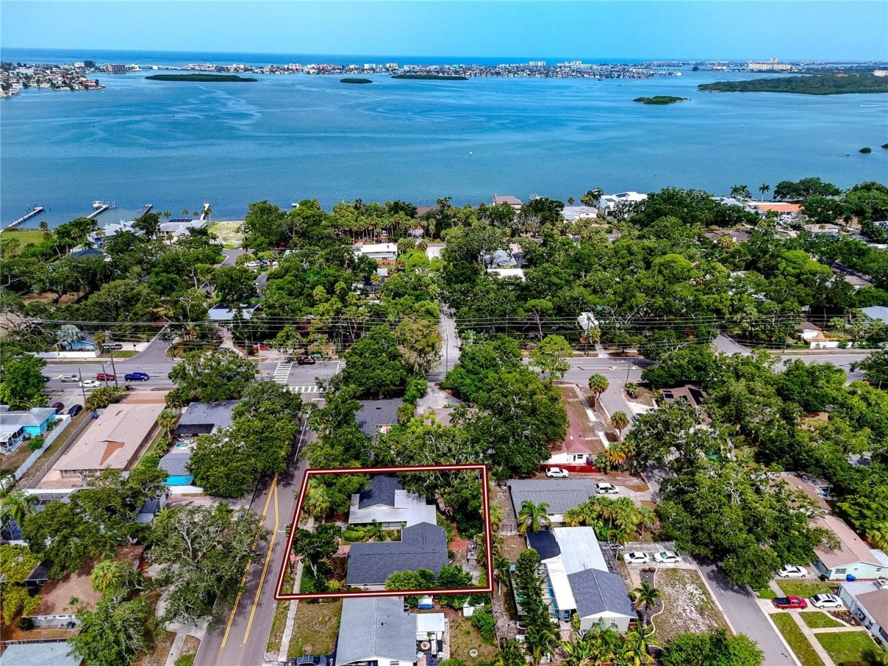8161 22nd Avenue N, Saint Petersburg, FL 33710 Photo