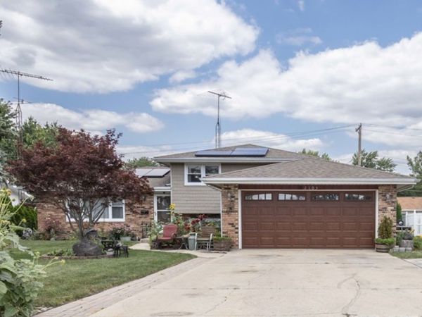 2105 Glenwood Avenue , Joliet, IL 60435