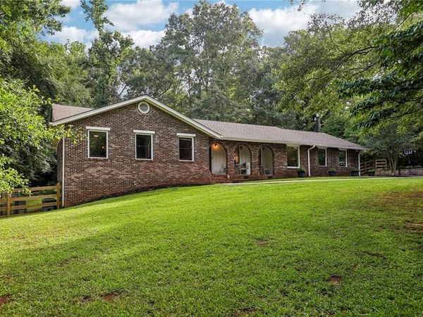 497 Crabapple Lane , Peachtree City, GA 30269