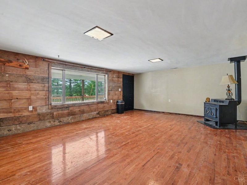 1649 Main Street W, Lewis Twp, OH 45119 Photo 12