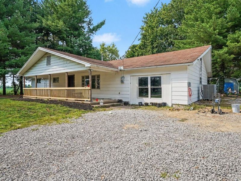 1649 Main Street W, Lewis Twp, OH 45119 Photo 4