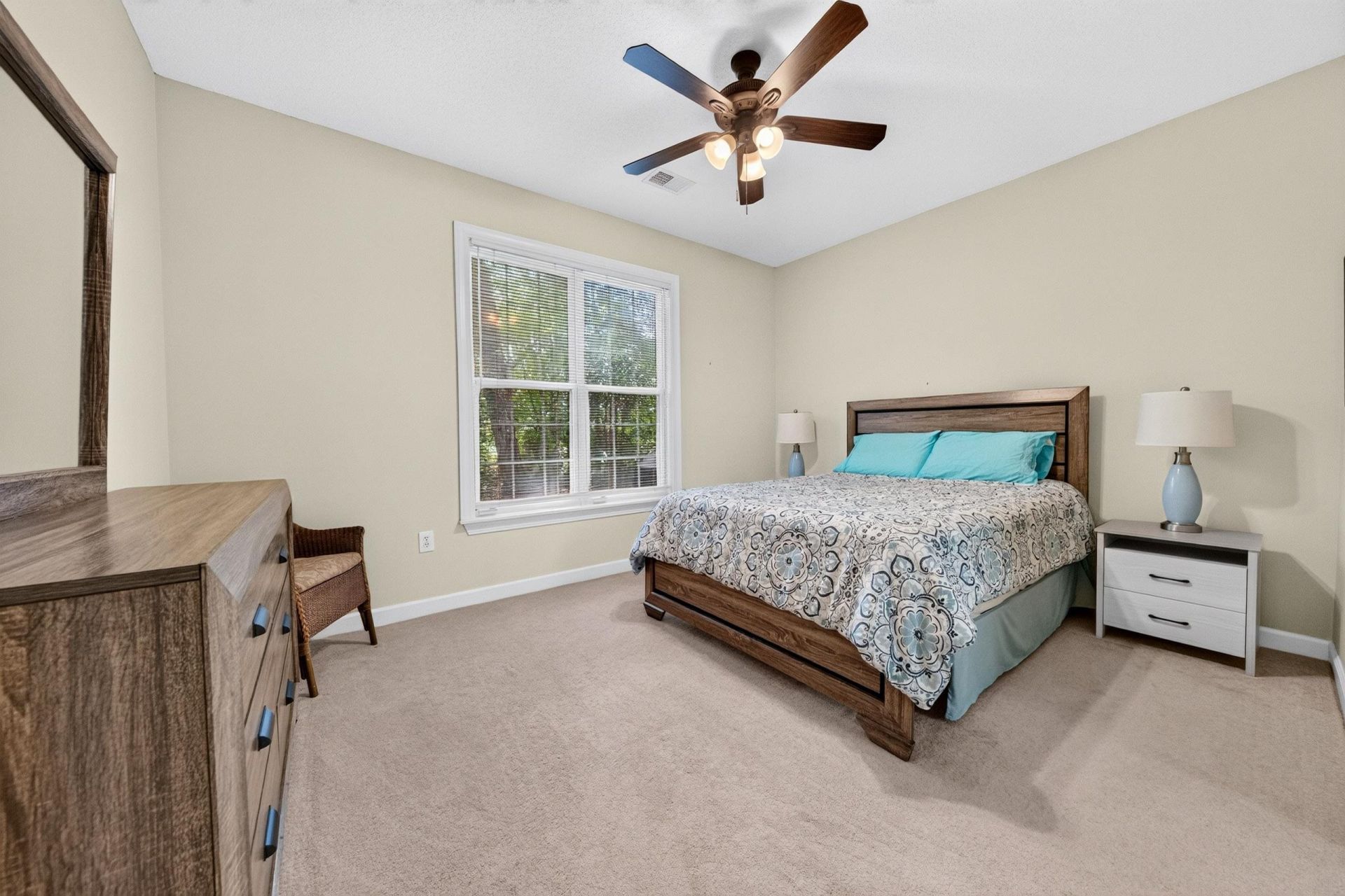 48 Alexander Glennie Dr.  Photo 19
