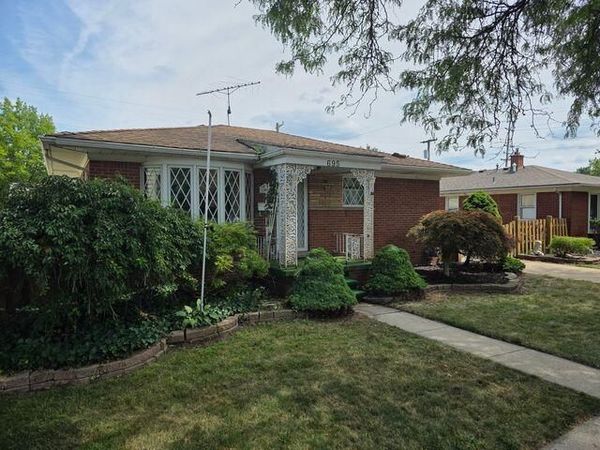 695 9th Street, Wyandotte, MI 48192