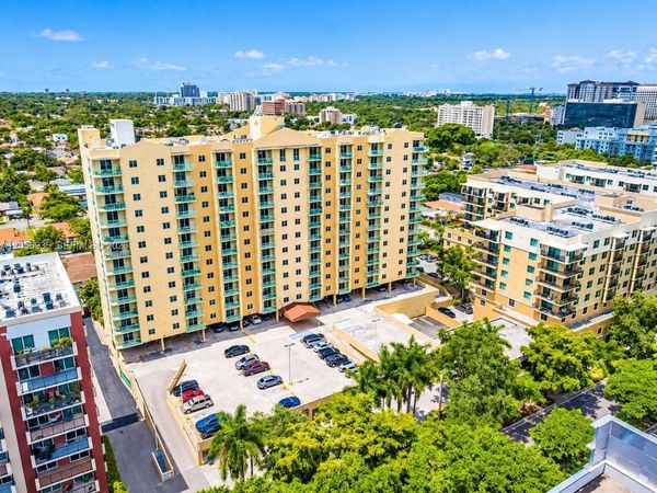 3500 Coral Way, Unit 907, Miami, FL 33145