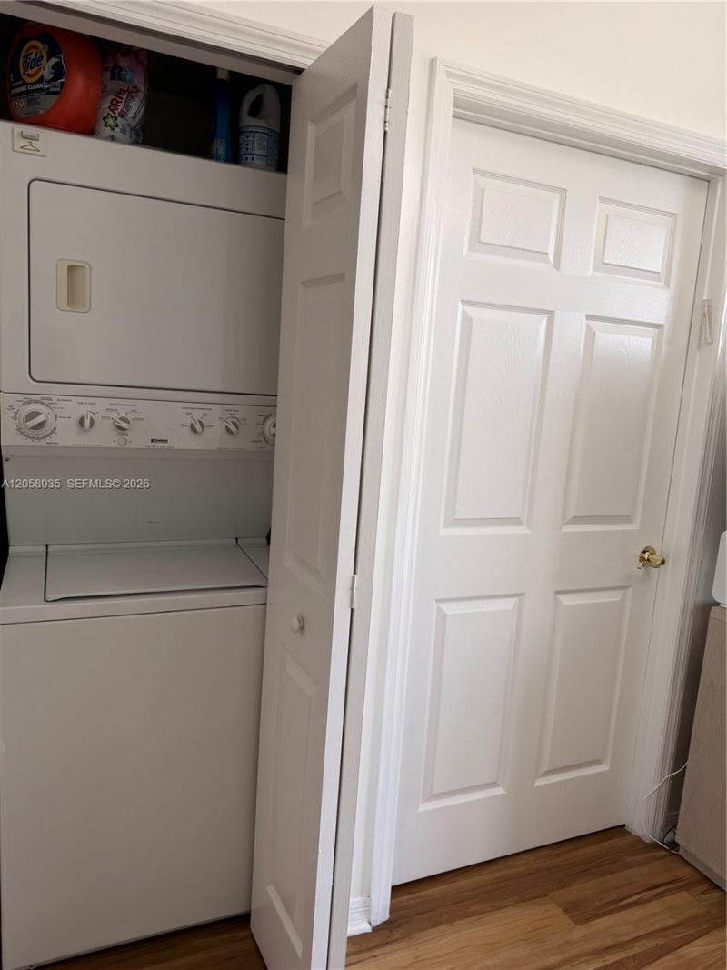 3500 Coral Way , Unit 907, Miami, FL 33145 Photo