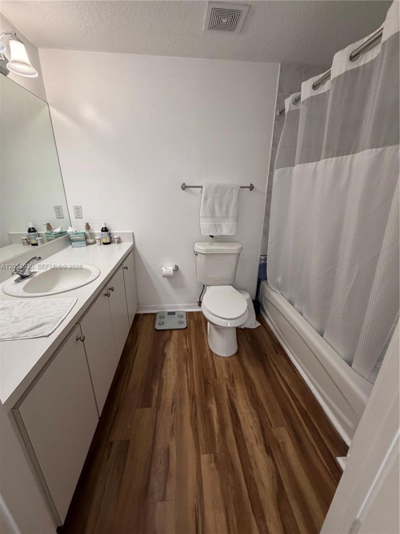 3500 Coral Way, Unit 907, Miami, FL 33145 Photo