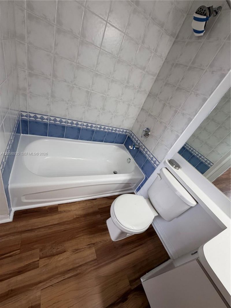 3500 Coral Way, Unit 907, Miami, FL 33145 Photo