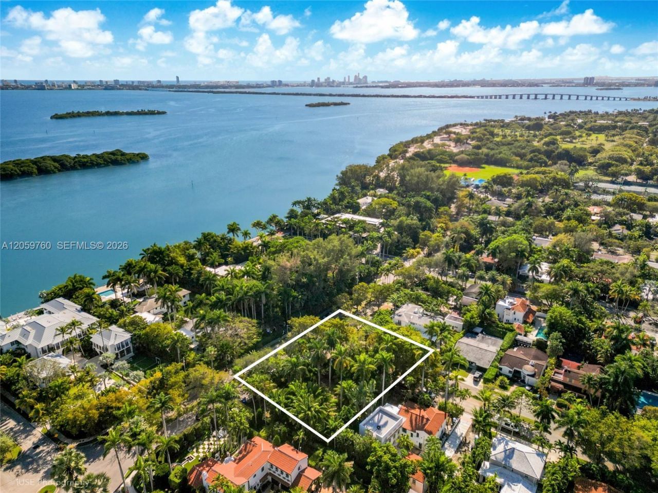 5810 N Bayshore Dr, Miami, FL 33137 Photo