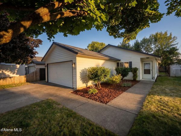 920 W Kyler AVE , Hayden, ID 83835