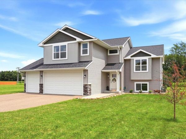 1121 Eulaine Circle, Hammond, WI 54015