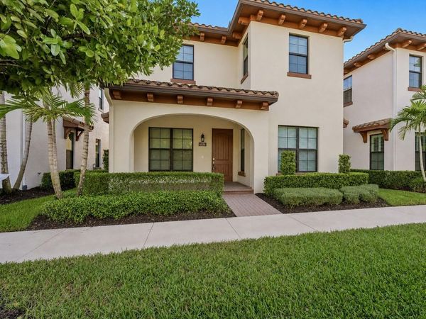 6020 Curie Place, Palm Beach Gardens, FL 33418