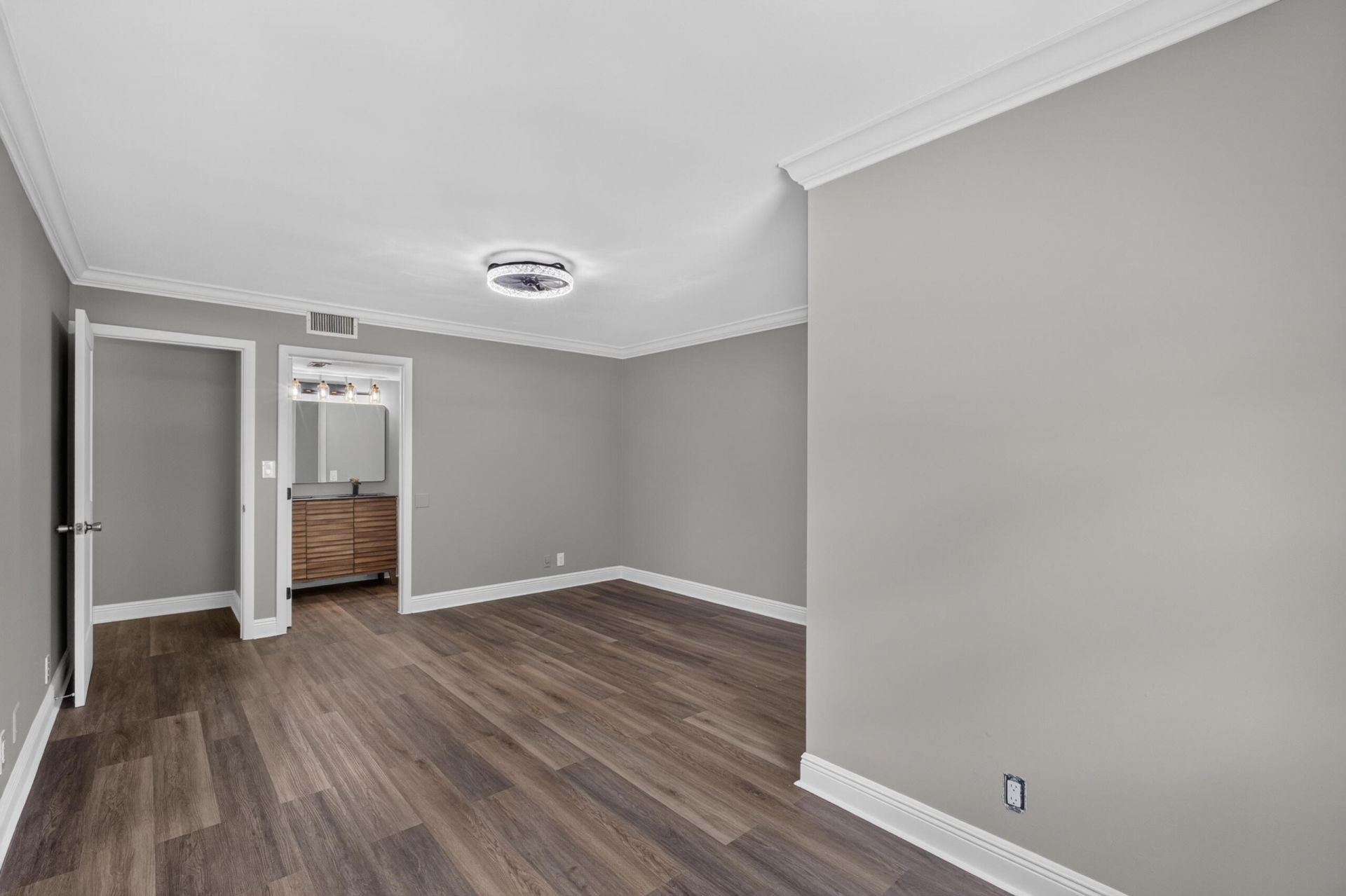 6935 Huntington Lane, Unit 207, Delray Beach, FL 33446 Photo