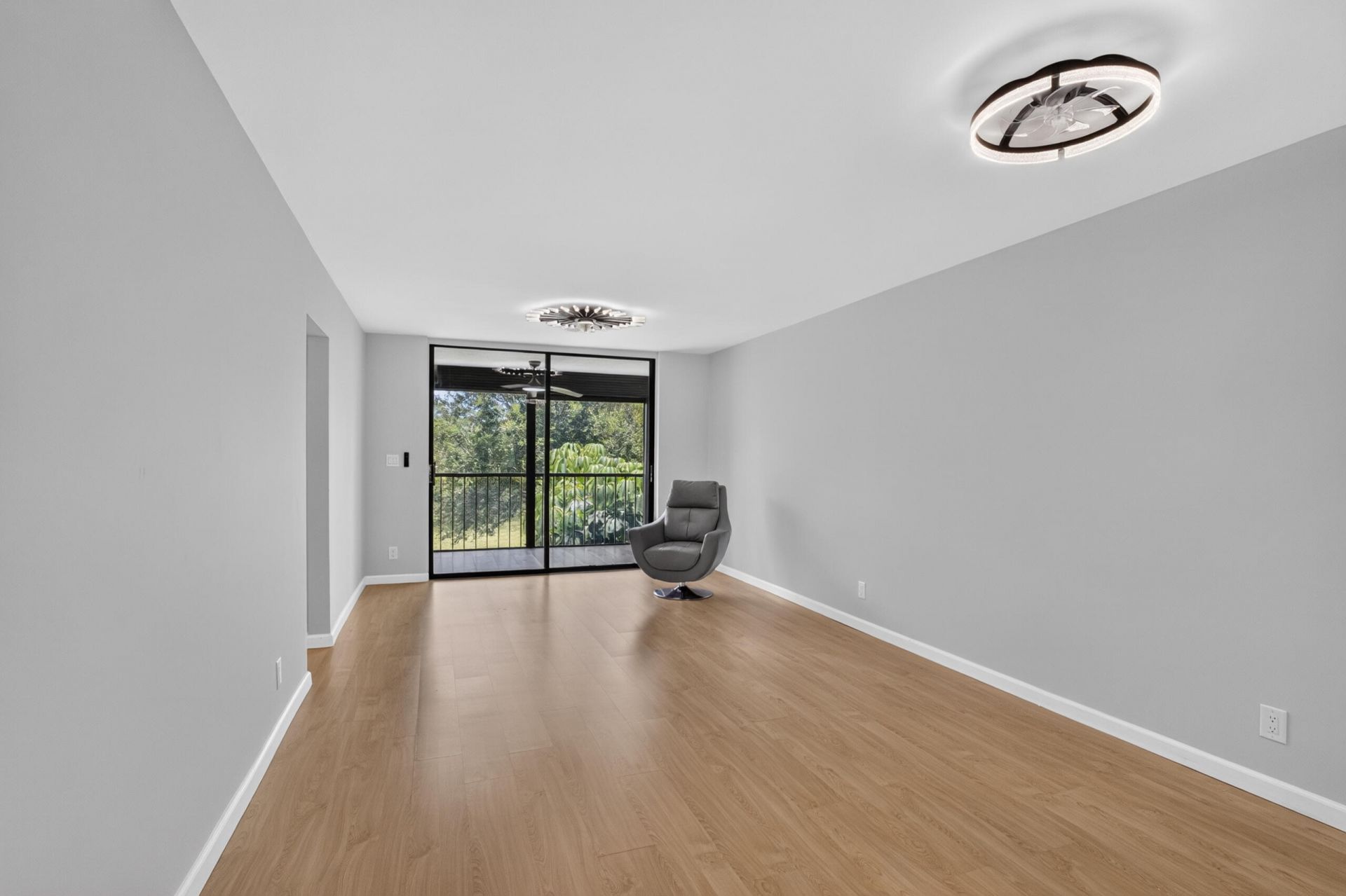 6795 Huntington Lane, Unit 201, Delray Beach, FL 33446 Photo