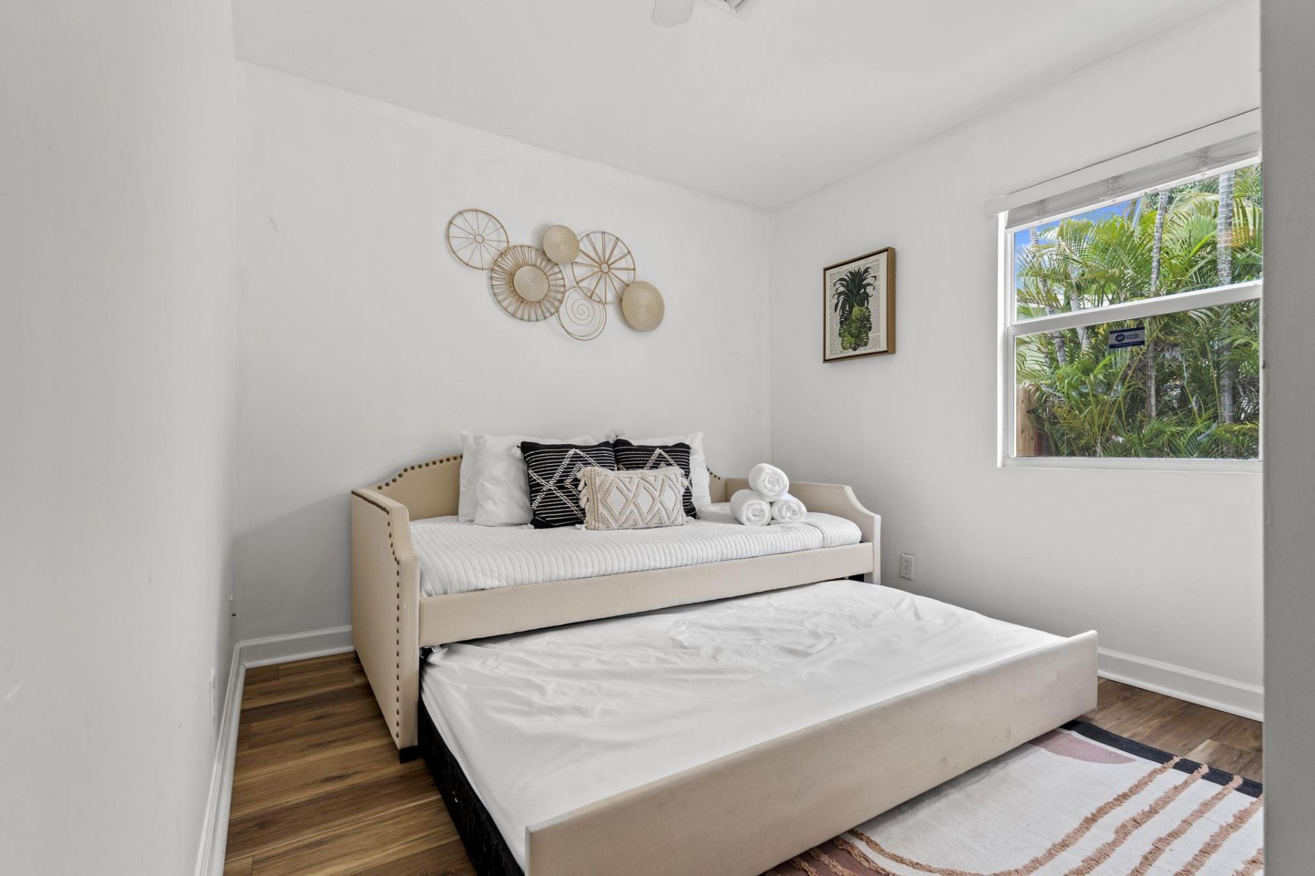 827 Nathan Hale Road, West Palm Beach, FL 33405 Photo