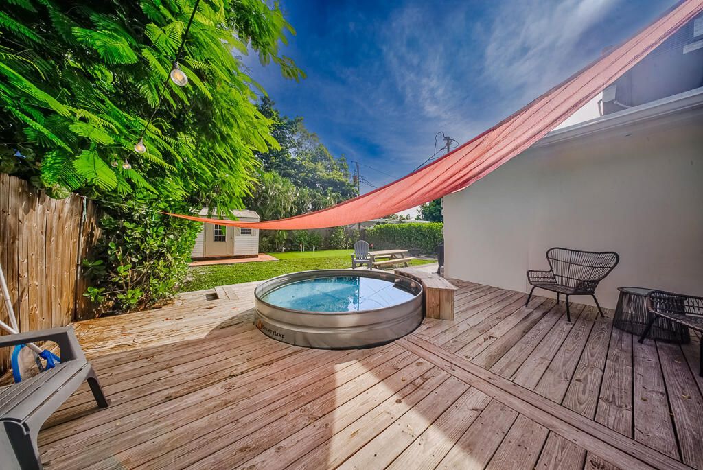 827 Nathan Hale Road, West Palm Beach, FL 33405 Photo
