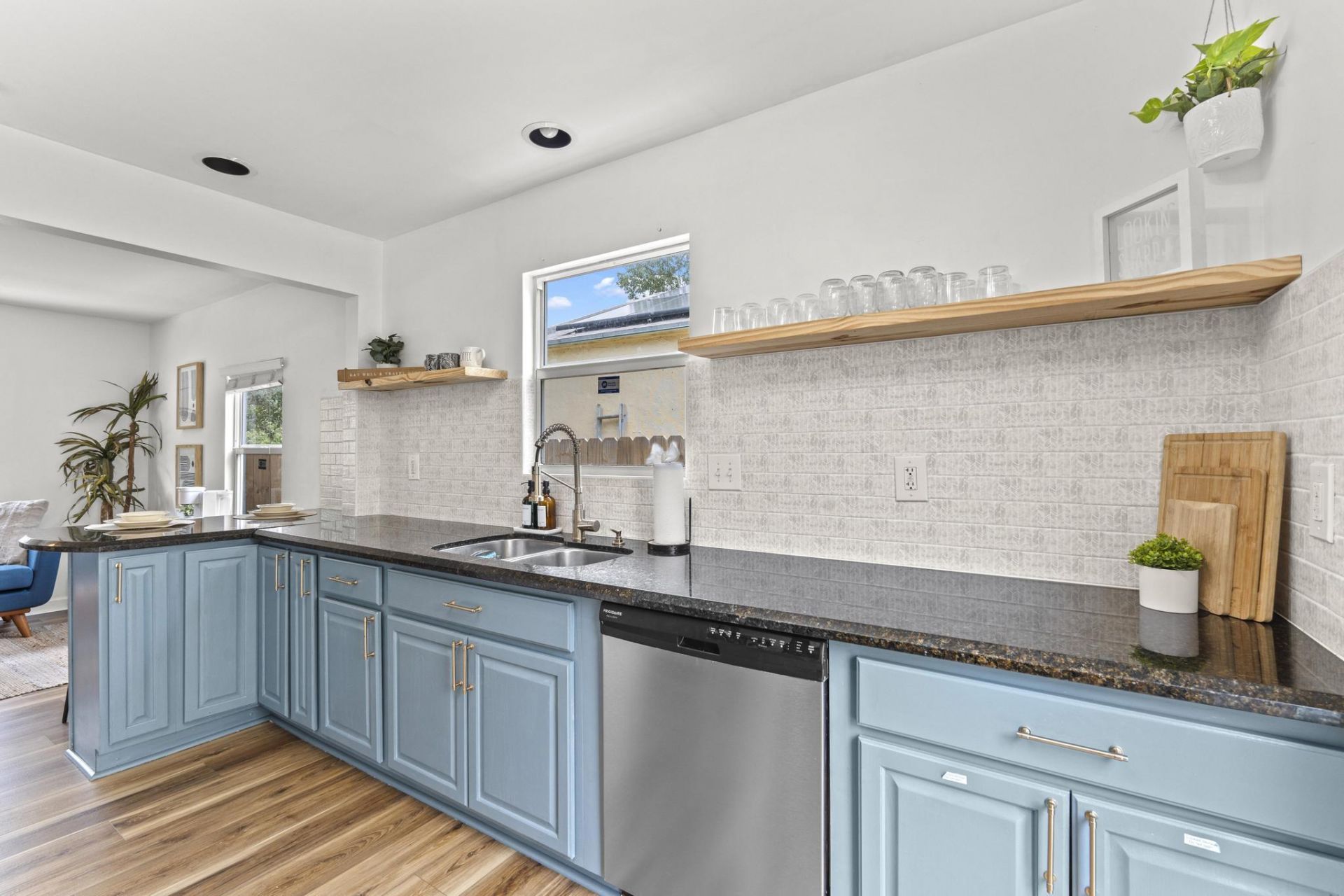 827 Nathan Hale Road, West Palm Beach, FL 33405 Photo