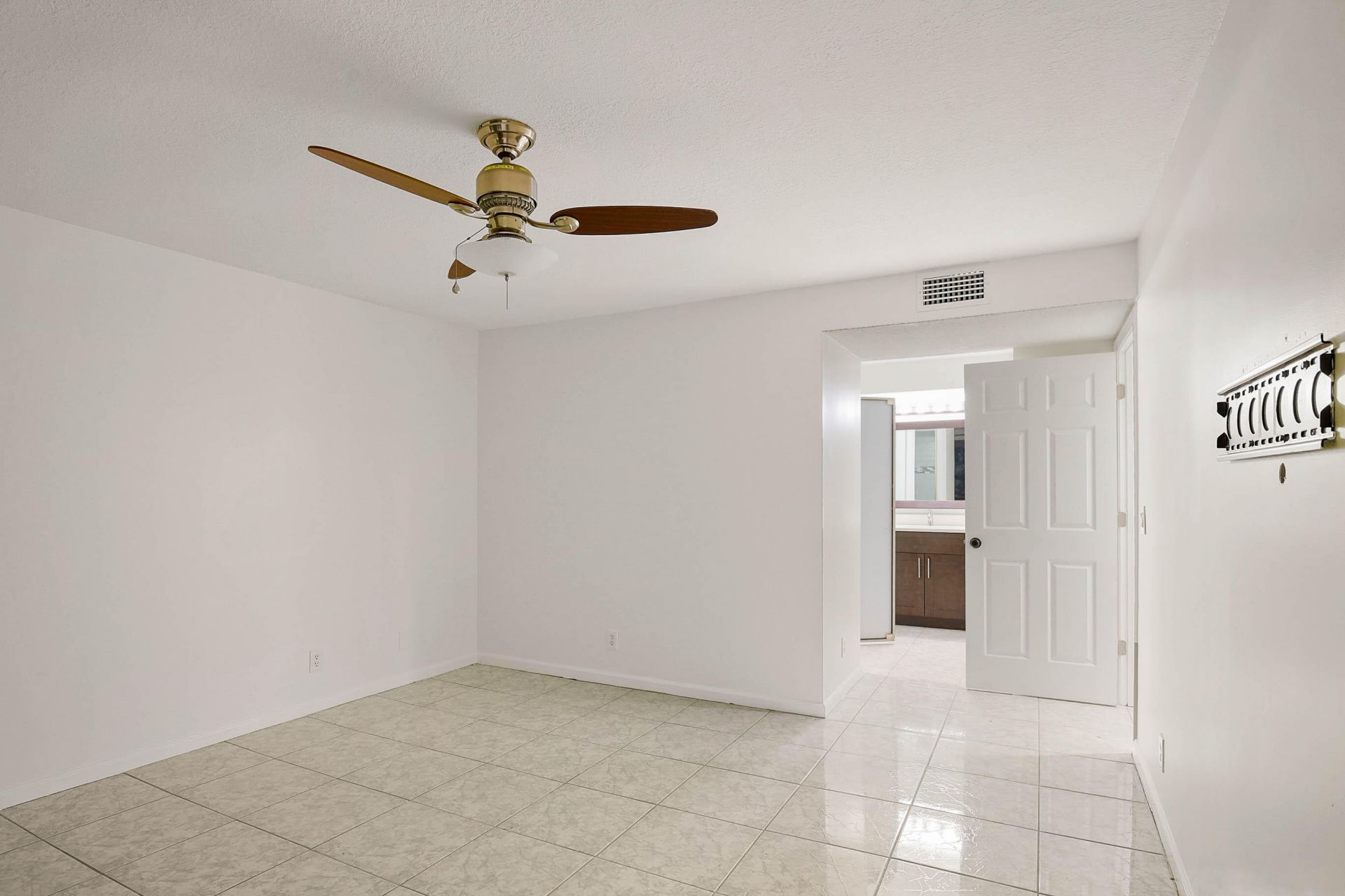 14 Vía De Casas Sur, Unit 103, Boynton Beach, FL 33426 Photo