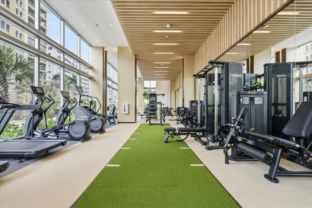 153 N Seabreeze Boulevard N, Unit 402-S, Fort Lauderdale, FL 33304 Photo