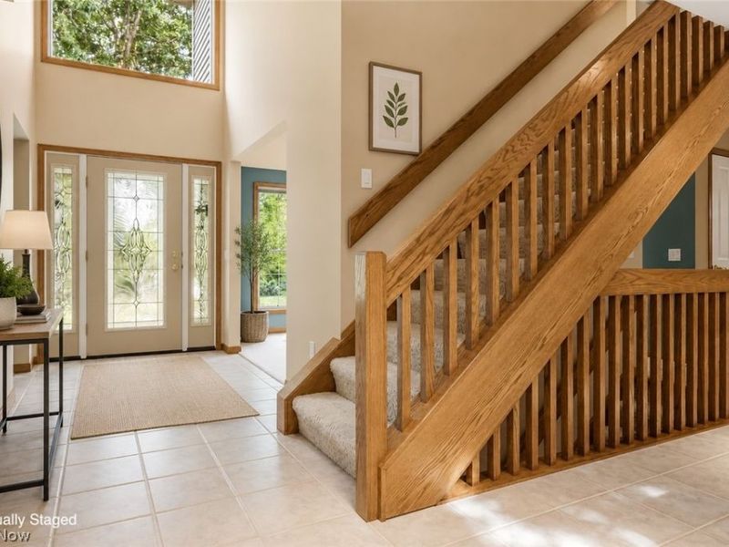 6435 Suzanne Lane, Solon, OH 44139 Photo 3