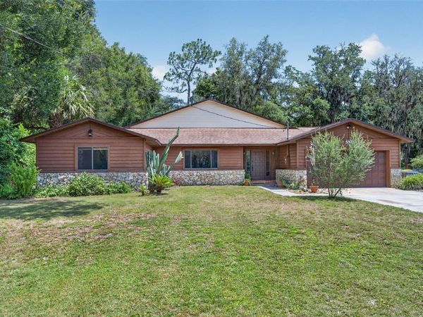 551 RYLANE STREET, DE LEON SPRINGS, FL 32130