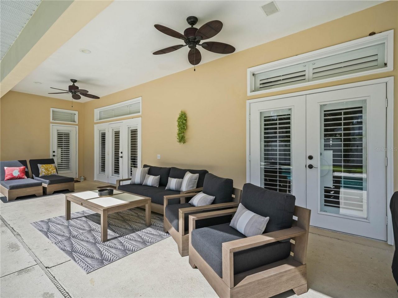 6556 Crescent Lake Drive, Lakeland, FL 33813 Photo