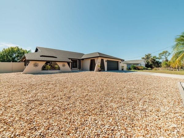 9273 CARNATION AVENUE , ENGLEWOOD, FL 34224