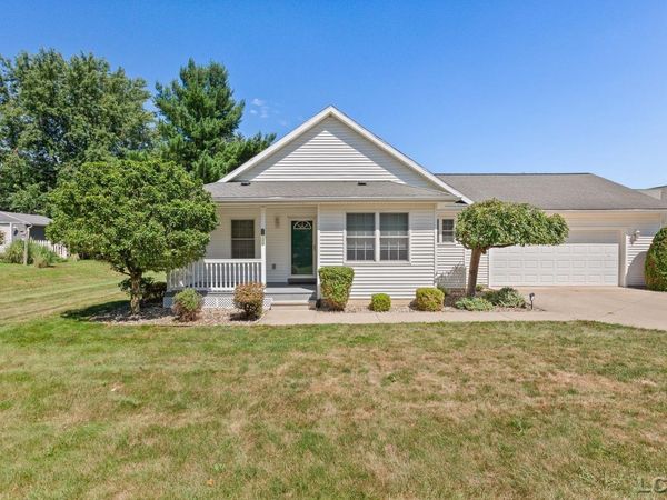 784 W Maple , Adrian, MI 49221