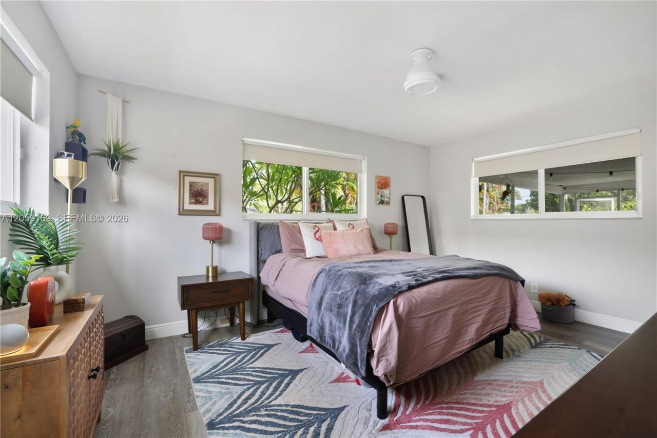 904 SW 3rd Ave, Hallandale Beach, FL 33009 Photo