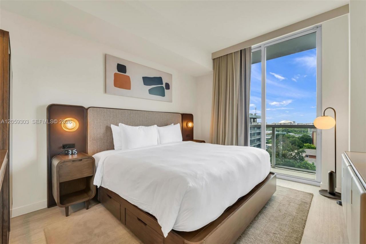1611 SW 2nd Ave , Unit 713, Miami, FL 33129 Photo