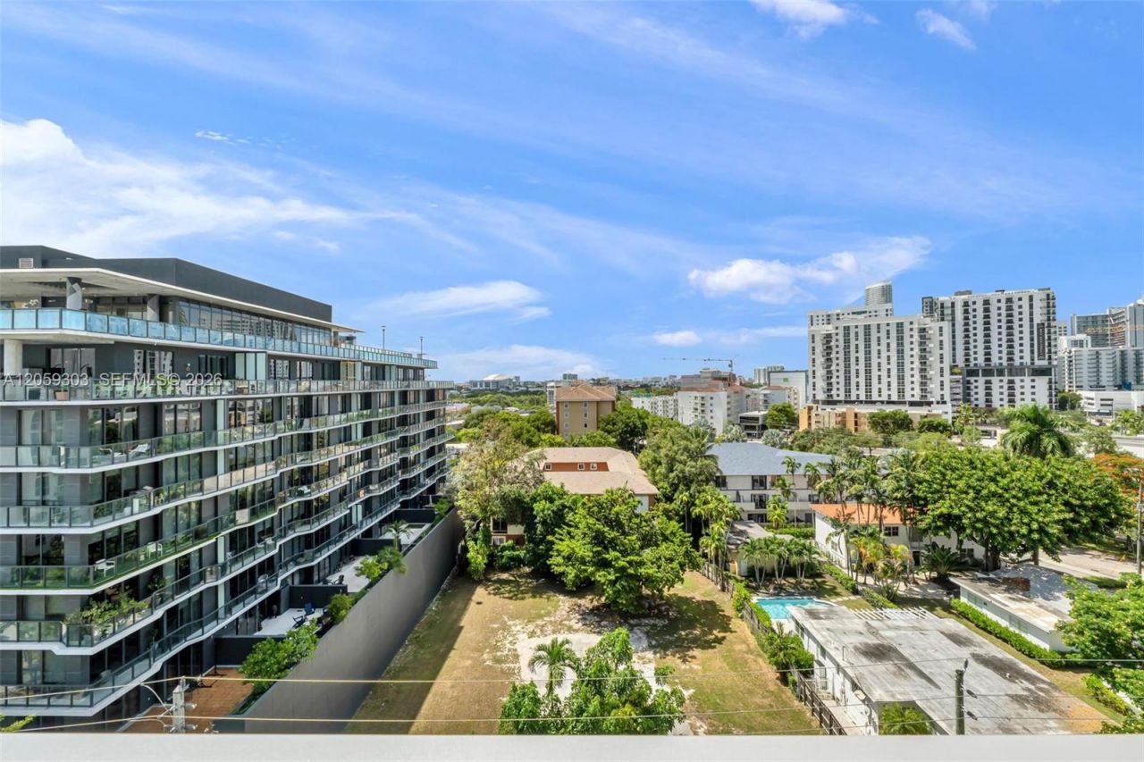 1611 SW 2nd Ave , Unit 713, Miami, FL 33129 Photo
