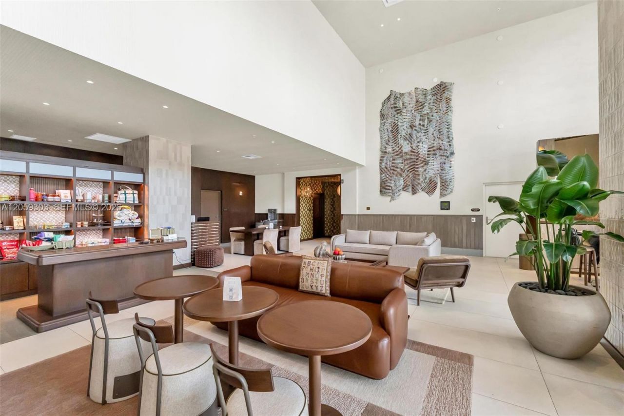 1611 SW 2nd Ave , Unit 713, Miami, FL 33129 Photo