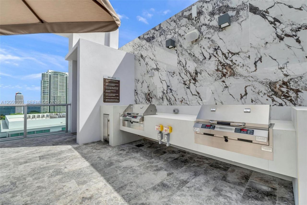 1611 SW 2nd Ave , Unit 713, Miami, FL 33129 Photo