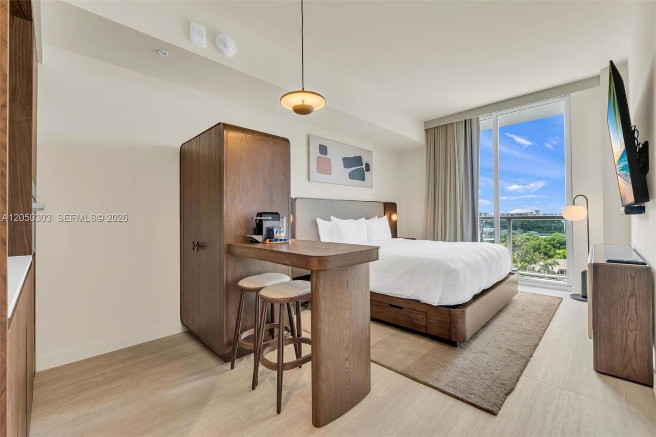 1611 SW 2nd Ave , Unit 713, Miami, FL 33129 Photo