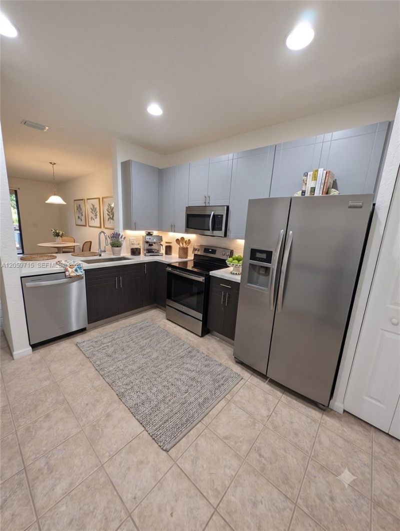 3919 Tree Top, Unit 3919, Weston, FL 33332 Photo