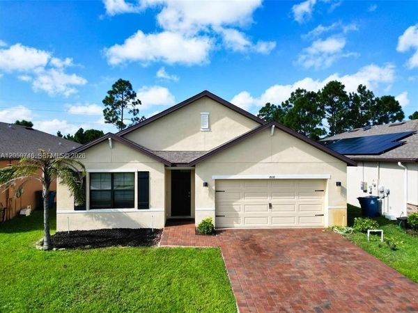 808 SE Old country Rd , Palm Bay, FL 32909